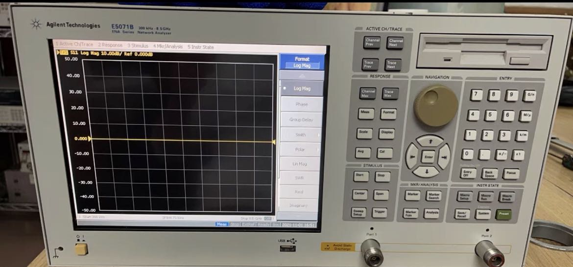 61f4dd5c64dae.jpg E5071B 實(shí)圖.jpg