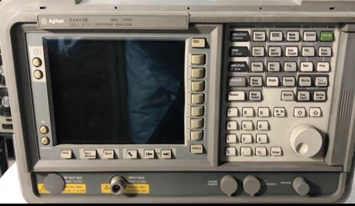 61fde878367f8.jpg E4411B.jpg