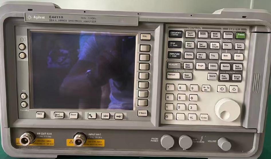 62c38ca4f0160.png 頻譜E4411B 5.png