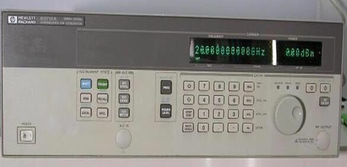 信號源83712A 1.png