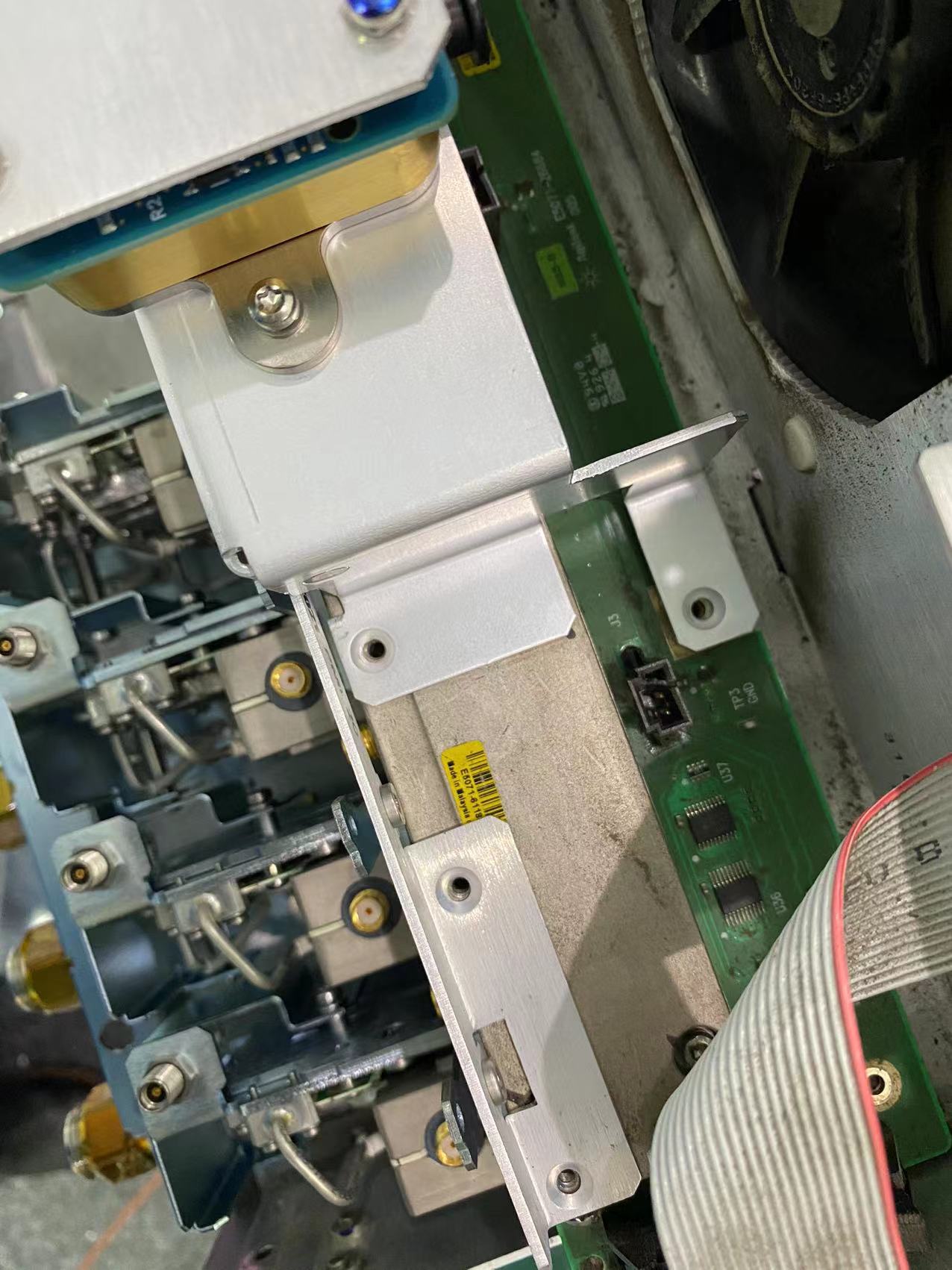 63d4acc023b08.jpg 維修網分E5071C 9.jpg