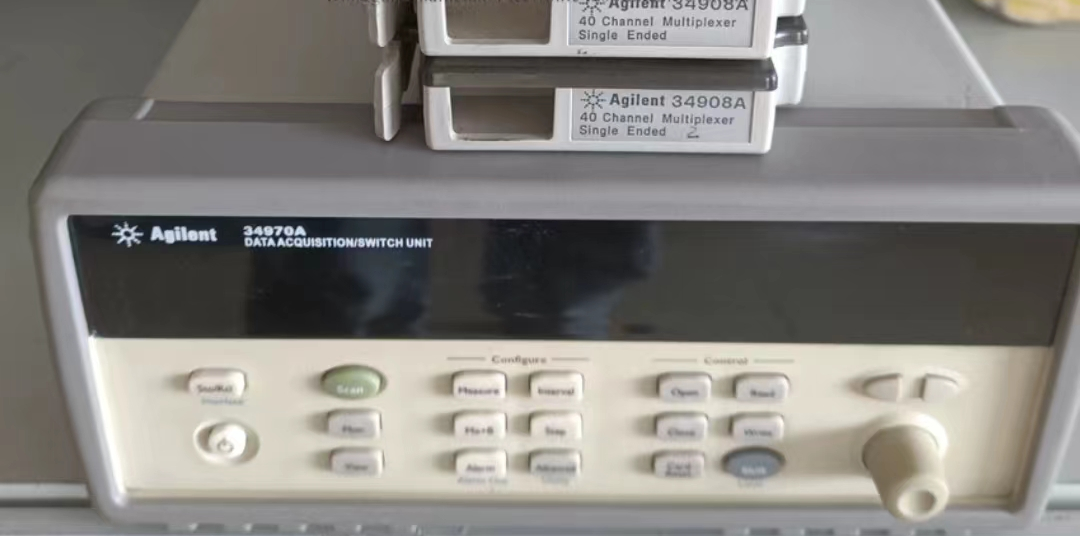 63d868d9d310f.png 數據采集儀34970A+34908A.png