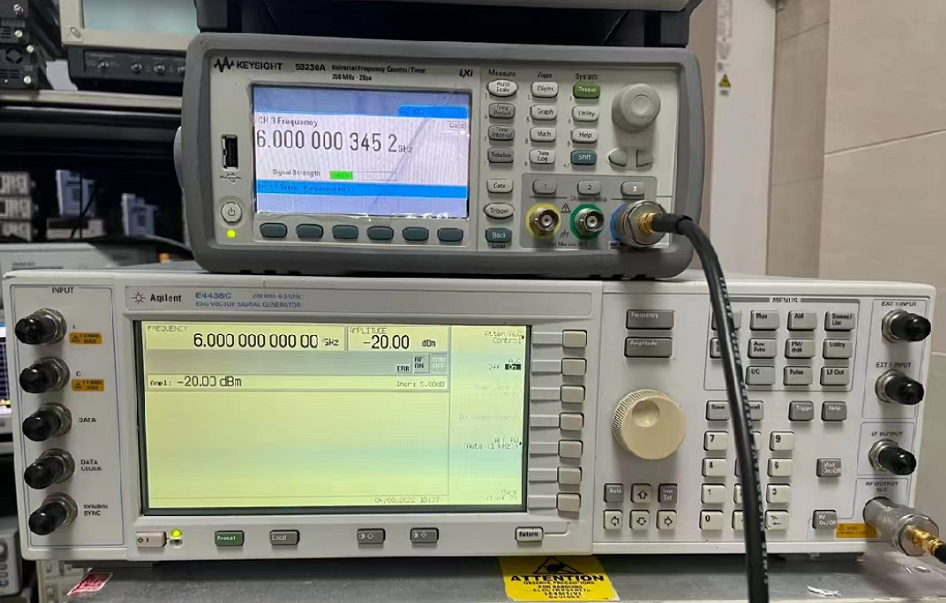 64fa6efde02c0.png 信號(hào)源E4438C 3.png